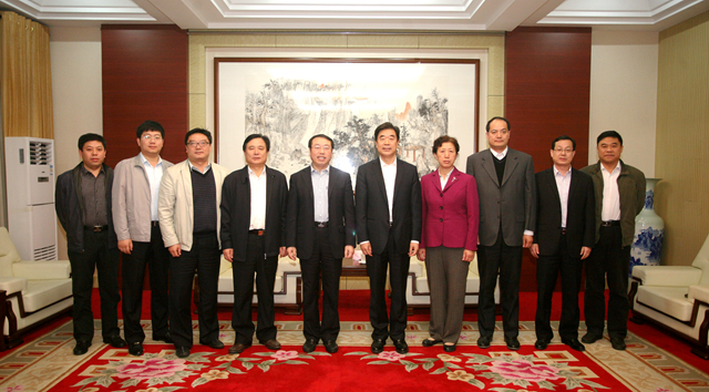 合影.jpg